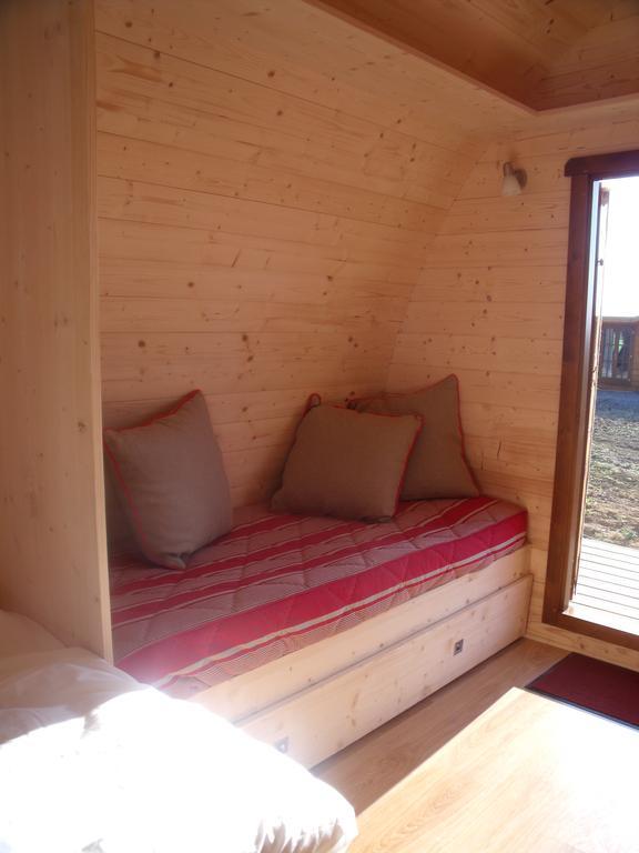 Le Domaine Des Tuileries Guest House Salins Room photo